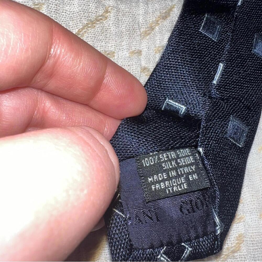 Giorgio Armani Tie - Picture 3 of 6